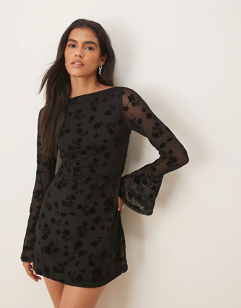 

Мини-платье с цветочным принтом и рукавами-фонариками ASOS DESIGN, черное