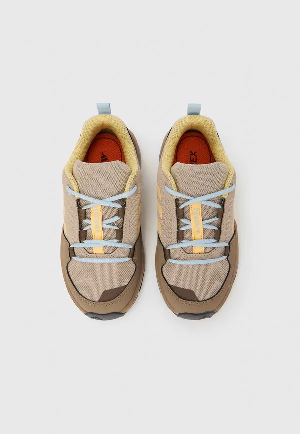 Походные ботинки ax4s унисекс Adidas Terrex, Taupe/Ice Tangerine/Crystal Sky — фото 4