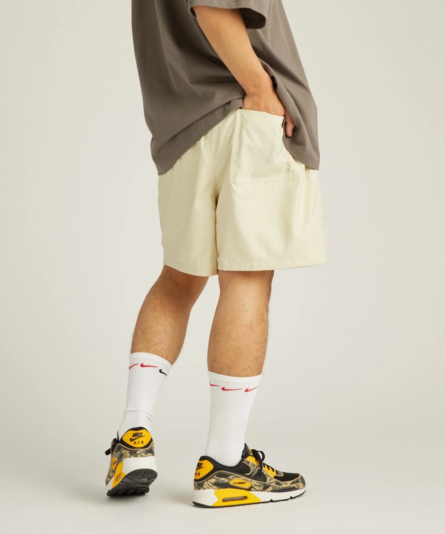 Мужские шорты Nike Club Woven Flow — фото 2