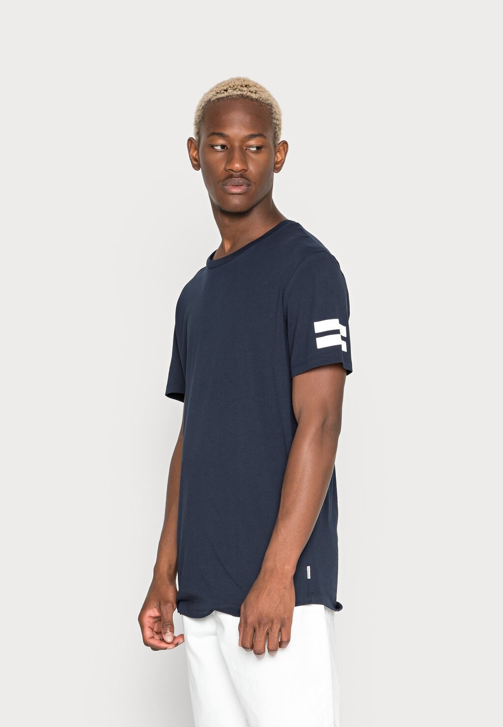 

Футболка с принтом Jack & Jones, темно-синий