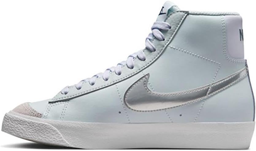Кроссовки Nike Kids' Blazer Mid '77, Big Kid (8-12 Years) Pure Platinum/Metallic Silver — фото 2