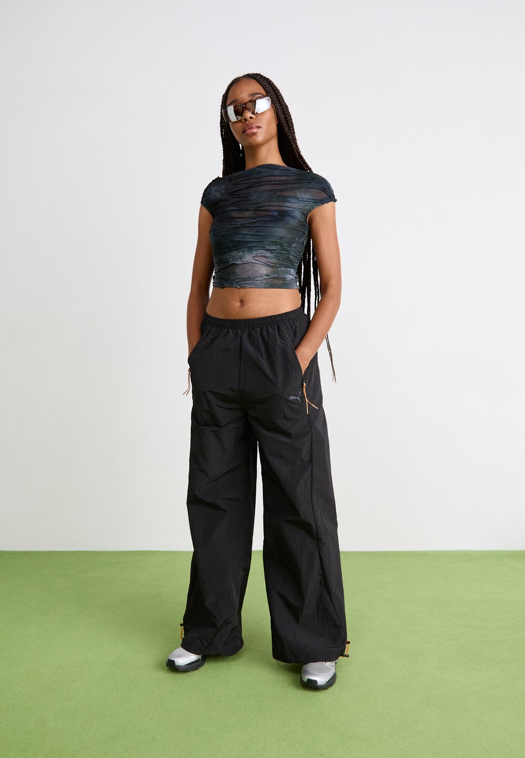 

Тканевые брюки DARE TO PARACHUTE PANTS Puma, черный