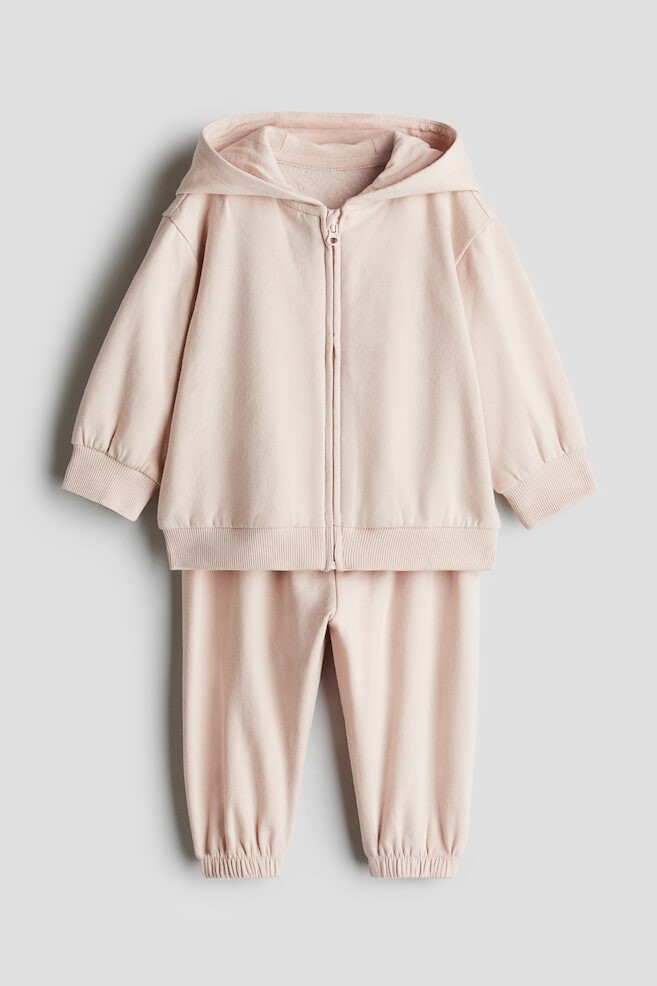 

Костюм двойка с курткой худи и спортивными брюками H&M, розовый