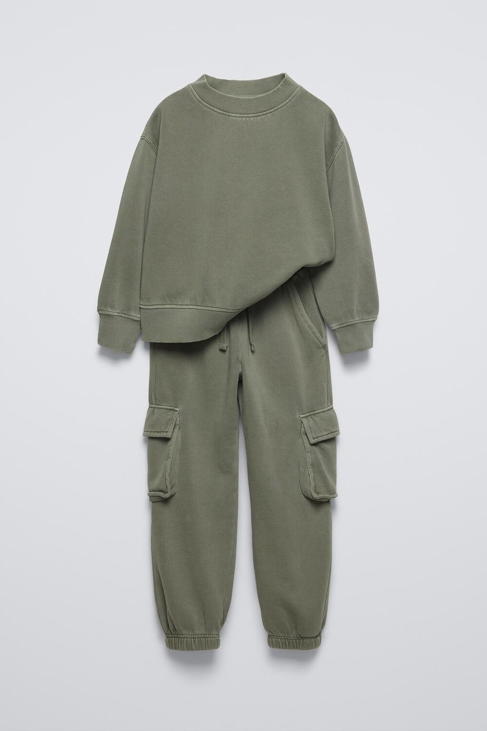 

Брюки и толстовка jogger co ord ZARA, средне-зеленый