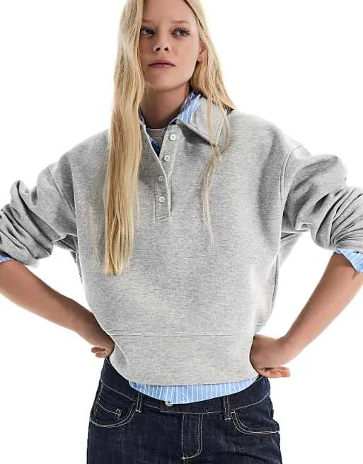 

Светло-серая рубашка-поло с длинными рукавами и поясом Bershka