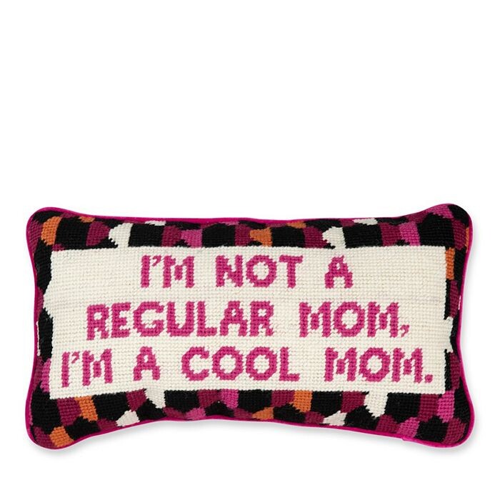 

Декоративная подушка с вышивкой Furbish Studio Cool Mom, розовый