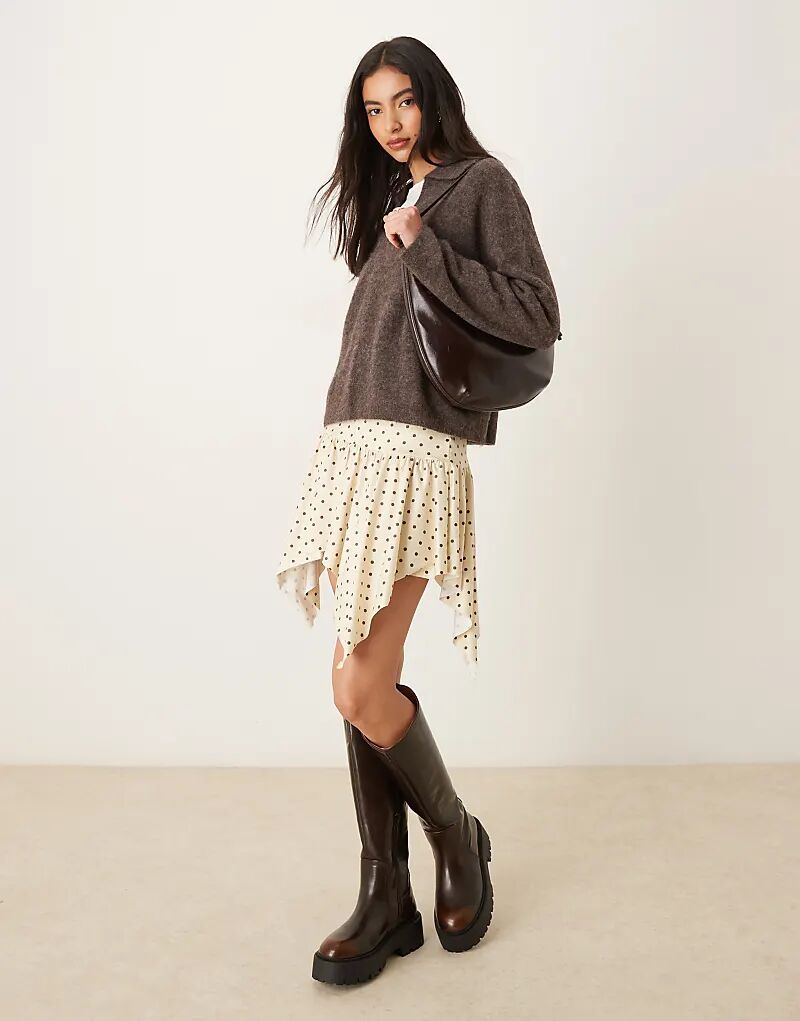 

Асимметричная мини-юбка ASOS DESIGN с шейным краем в кремовый горошек