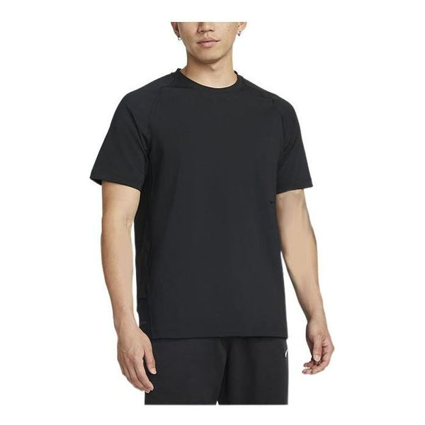 

Футболка Nike Dri-FIT ADV A.P.S. Tee 'Black White', черный