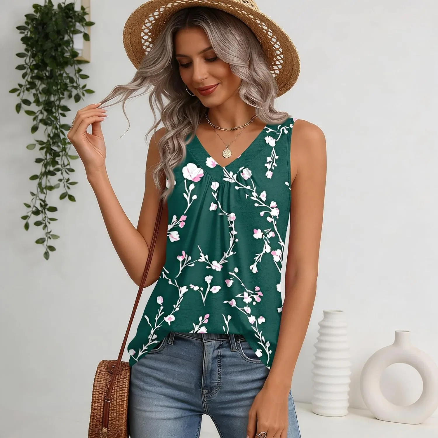 Женский топ без рукавов V-образный вырез плиссированный, 1-dark Green — фото 4