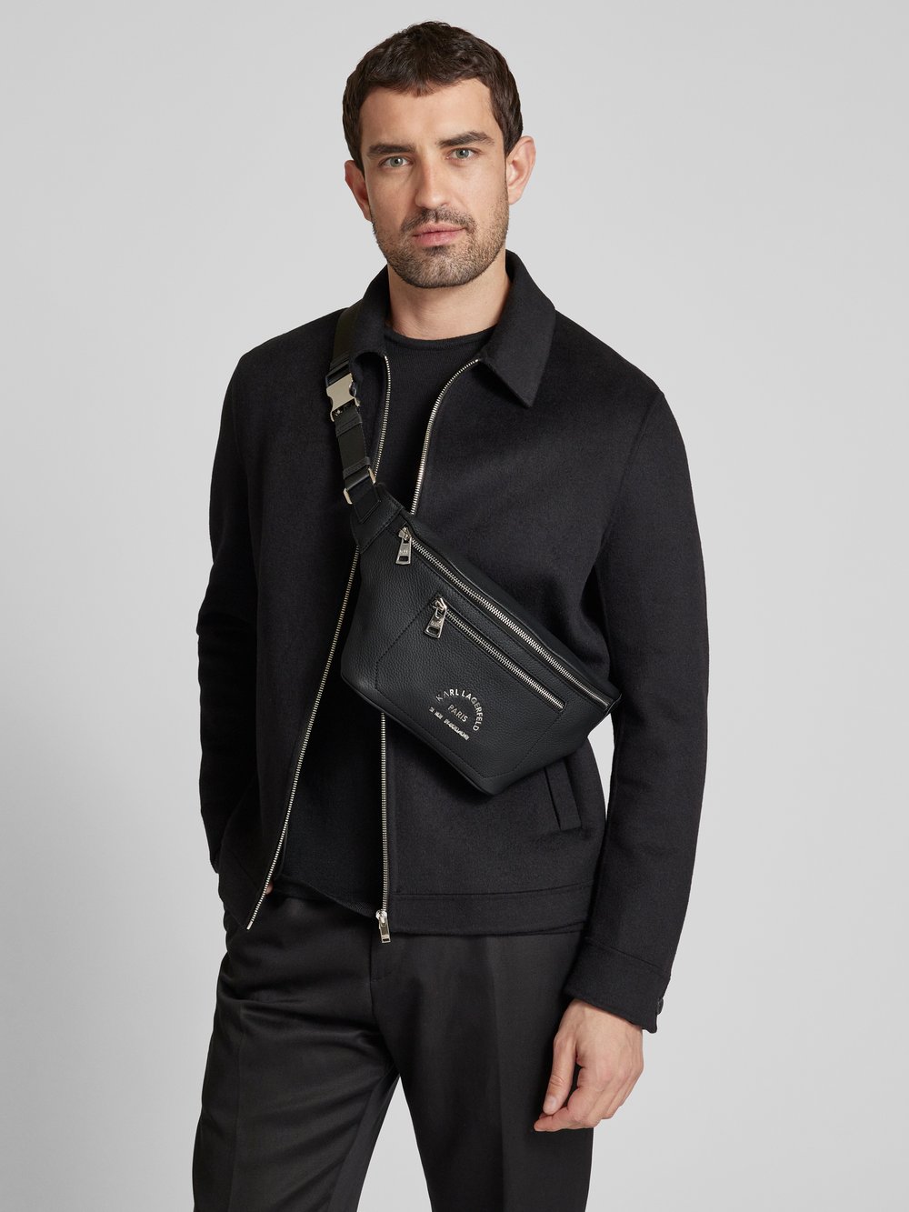 

Кожаная поясная сумка Karl Lagerfeld, черный
