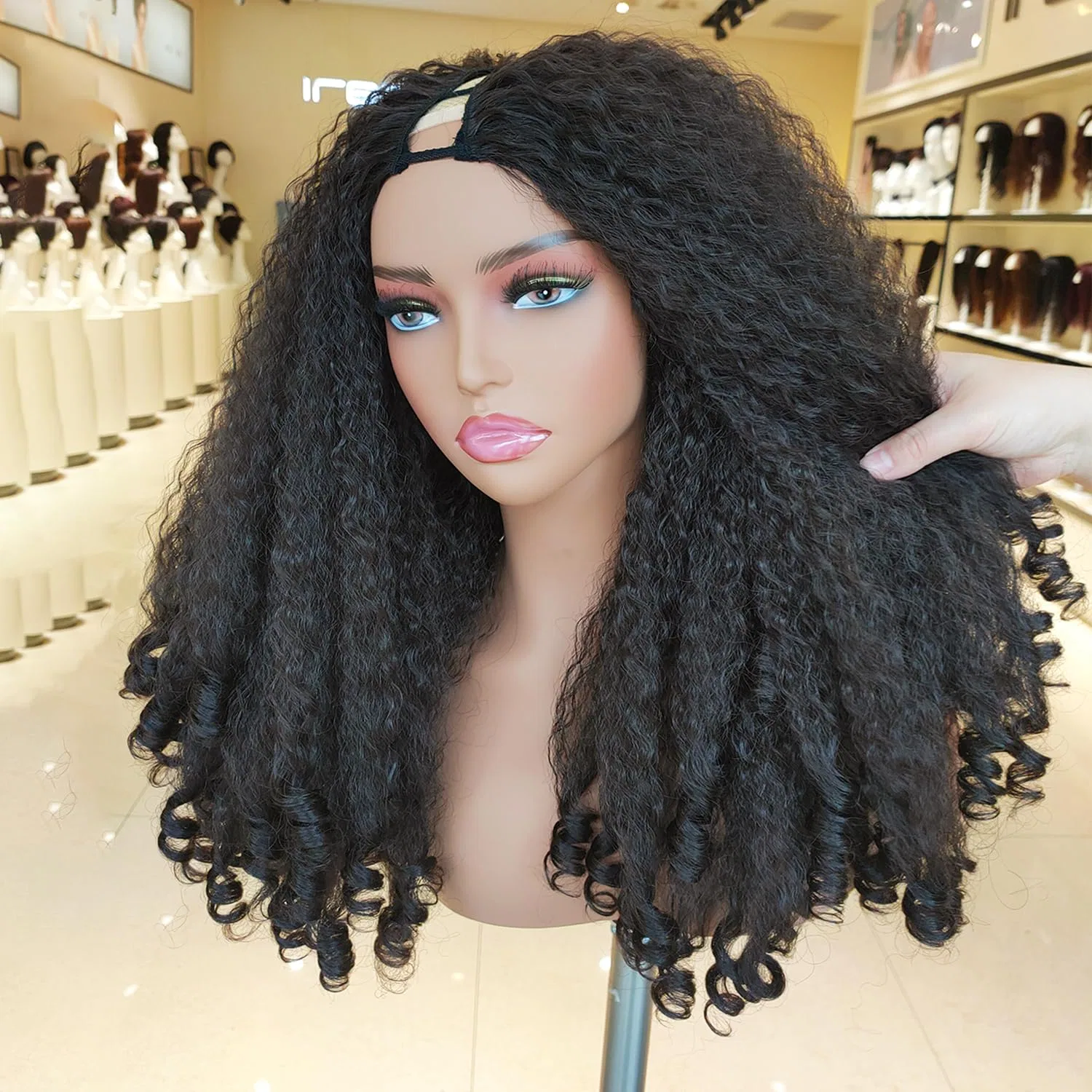 Афро-парик Afro Wig Curly V Part синтетический, 20 дюймов Soku, Sc Black