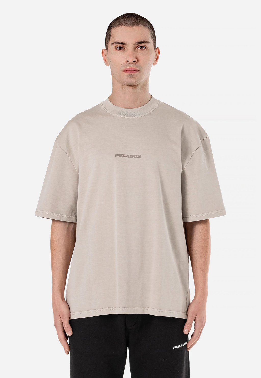 

Футболка с принтом COLNE LOGO OVERSIZED TEE Pegador, серый