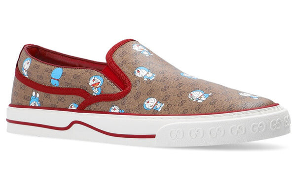 Кроссовки x doraemon gg supreme monogram slip on 'new cherry red' Gucci, красный — фото 2