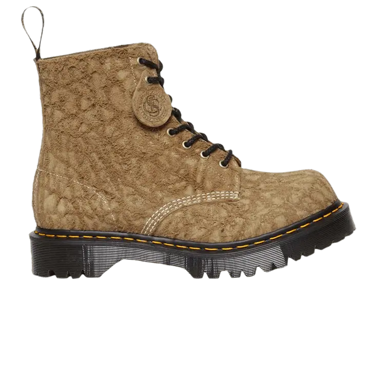 

Ботинки Dr. Martens 1460 Made in England Emboss Suede Lace Up Boot Savannah Tan, желто-коричневый