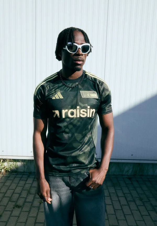 Футболка выездной команды "юнион берлин" Adidas Performance, Legend Earth