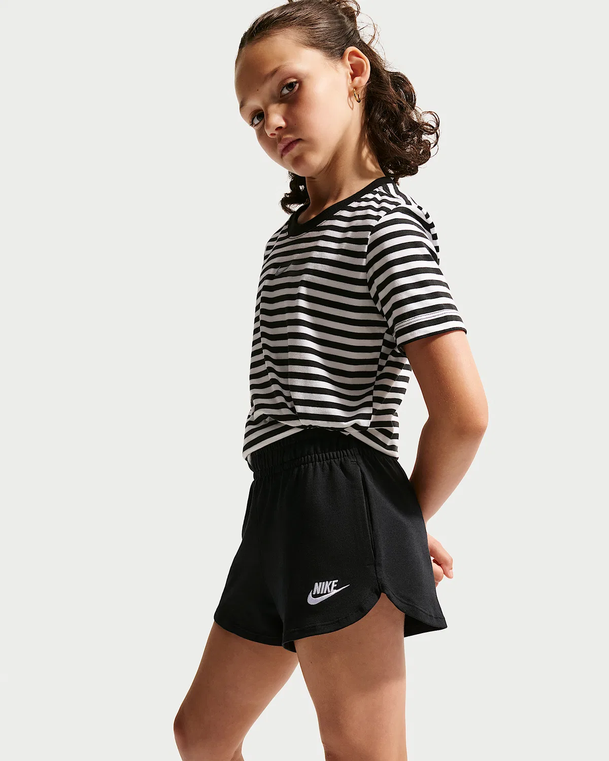 Детские шорты Nike Sportswear Jersey, Black/White — фото 4