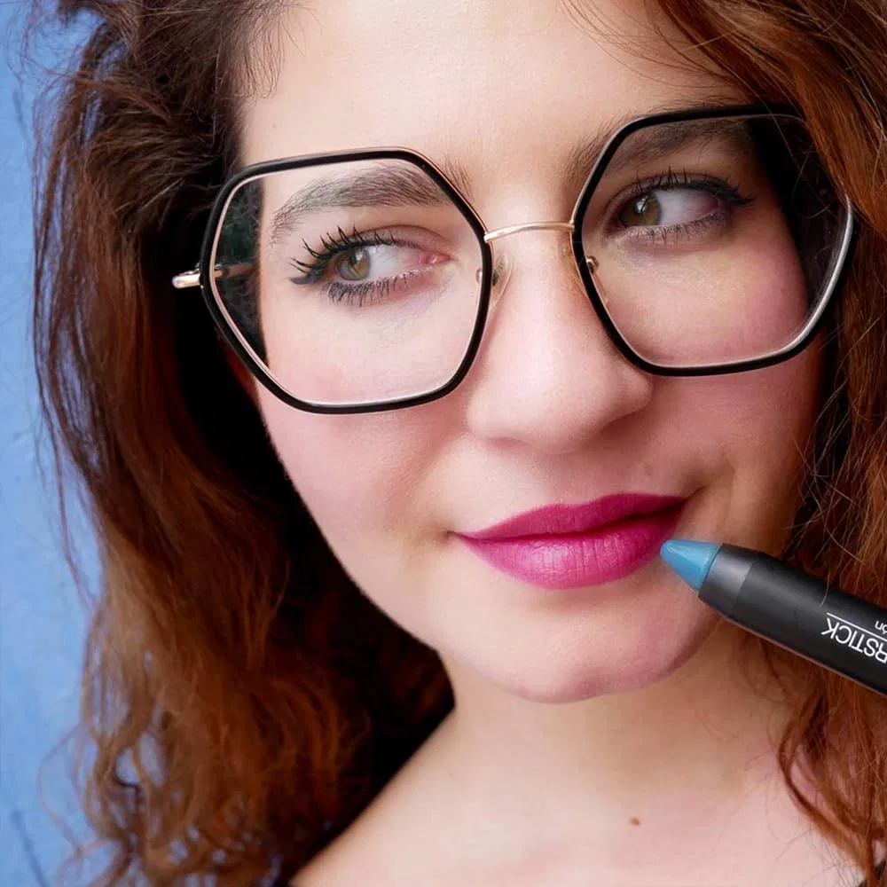 Стойкая увлажняющая помада Camaleon Cosmetics Magic Colourstick Camaleon — фото 3