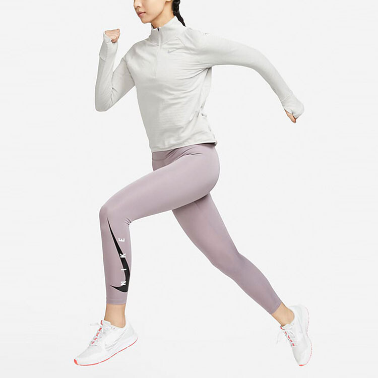 Футболка с длинным рукавом и воротником-стойкой Therma-FIT «Светло-серая» Nike — фото 2