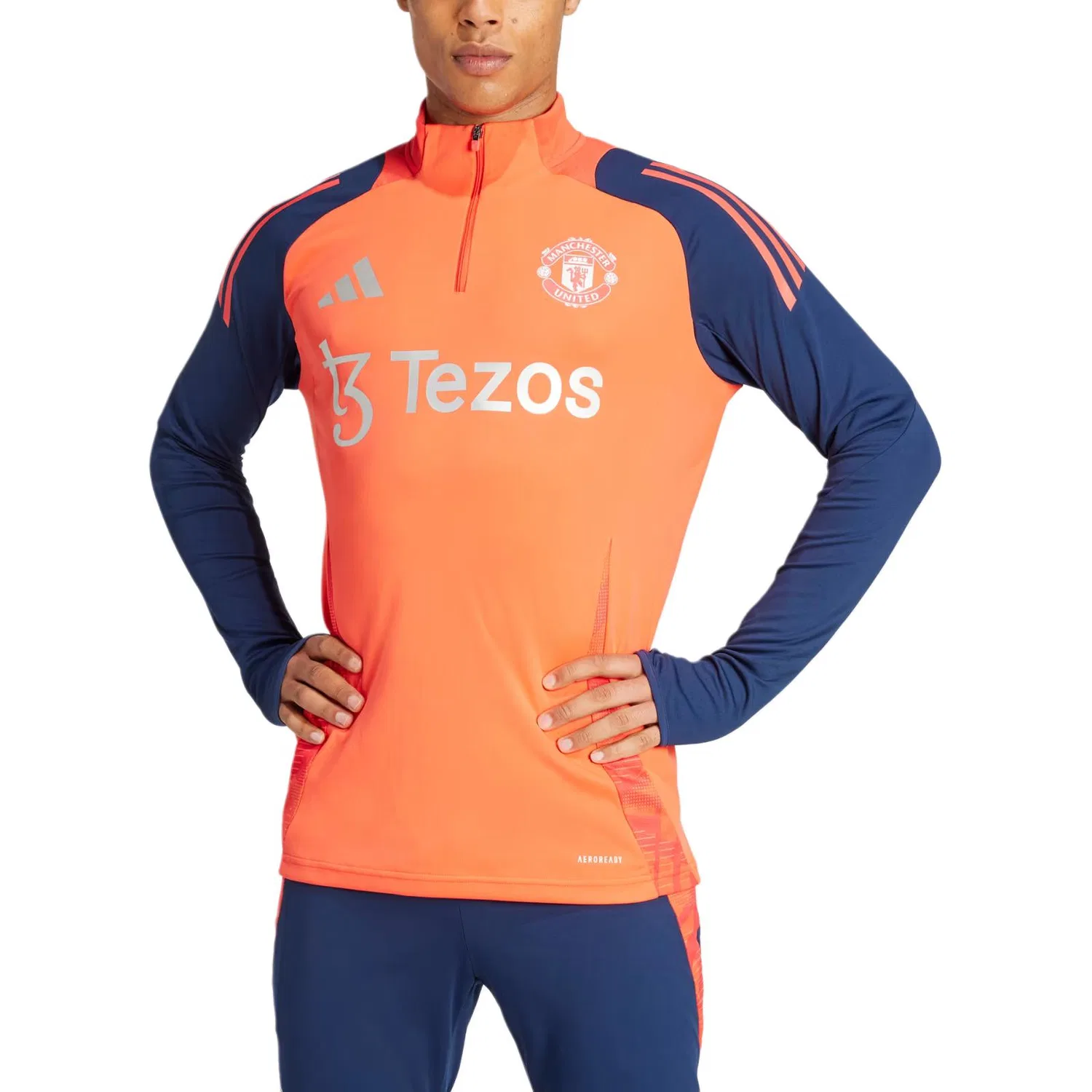 Свитшот Manchester United оранжевый Adidas