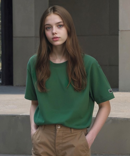 

NEWTRAL Футболка хлопковая однотонная с коротким рукавом, стандартный крой, с эмблемой, темно-зеленая