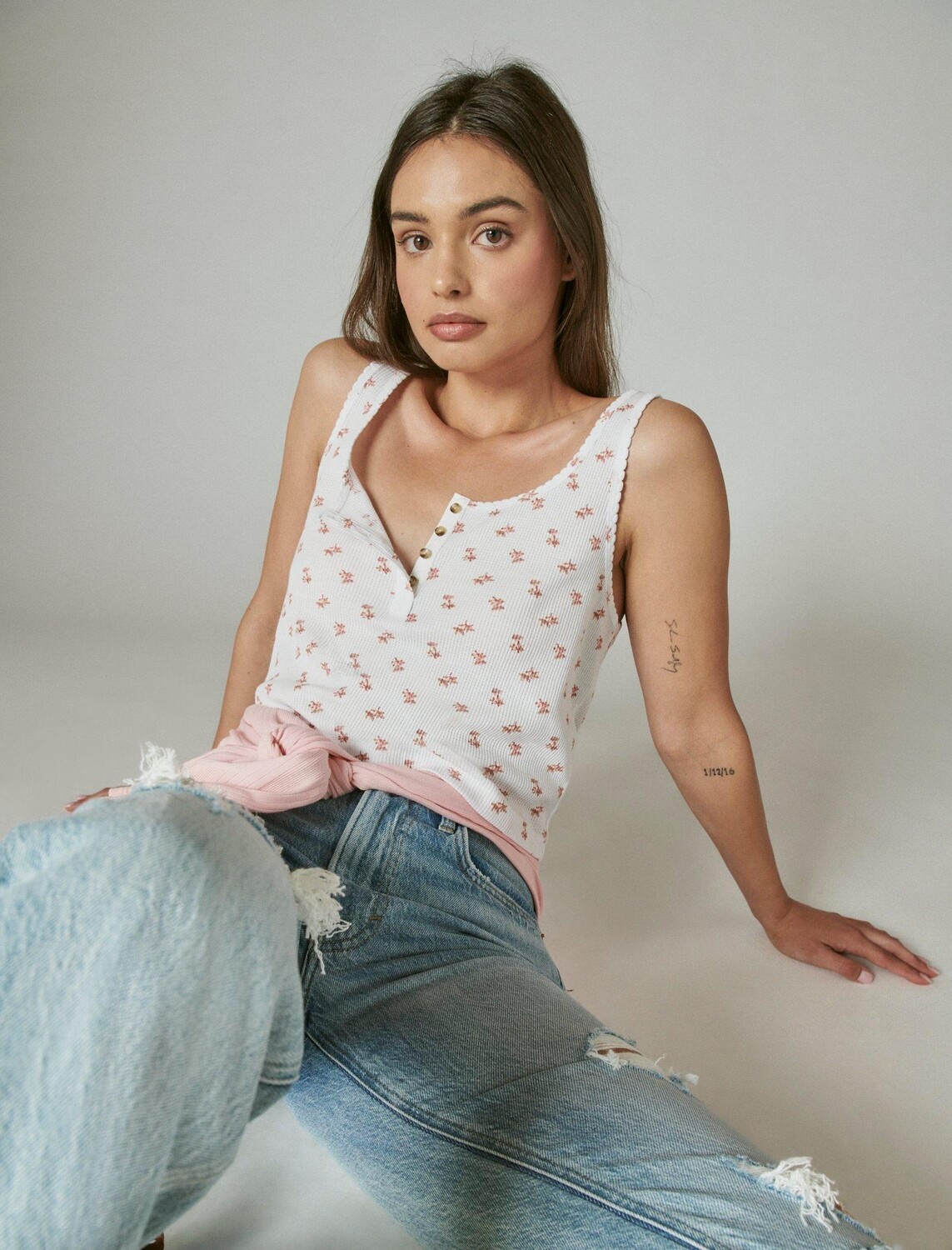 

Женская майка Lucky Brand для мальчика вафельного цвета, мультиколор