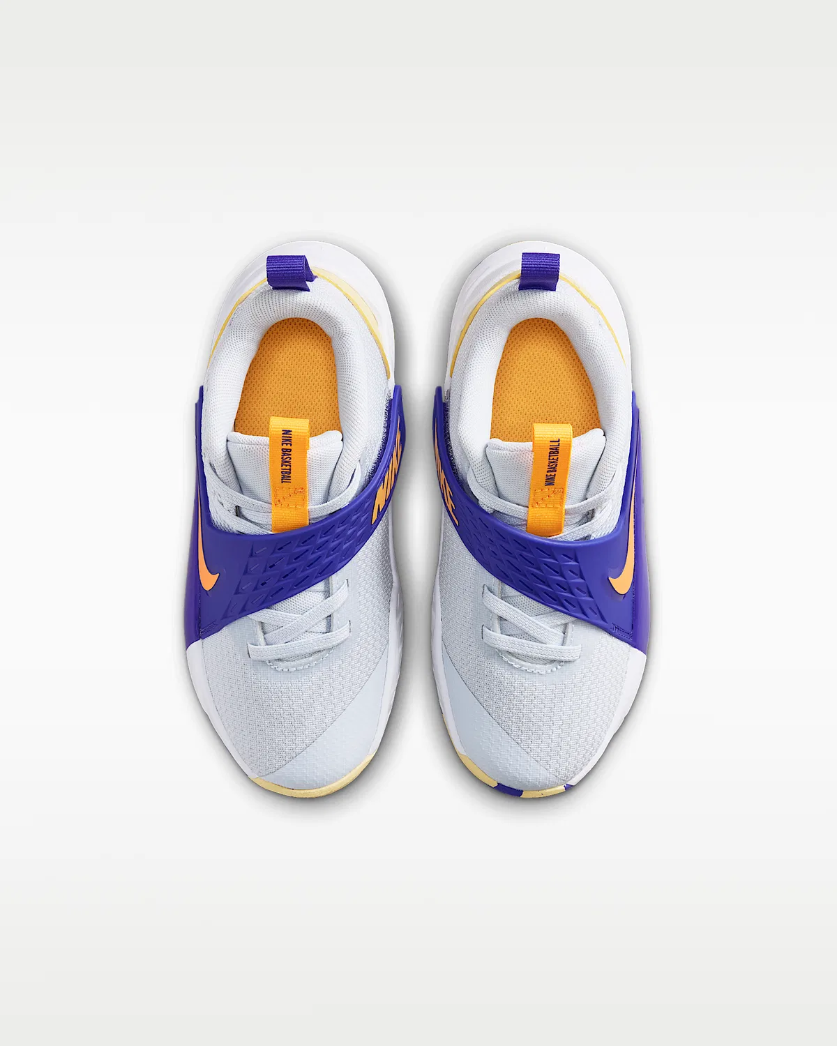 Детские кроссовки Nike Team Hustle D 12, Football Grey/Lapis/Soft Yellow/Laser Orange — фото 4