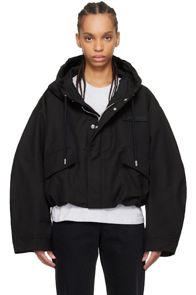 

Черная куртка «The Caraco cropped parka» JACQUEMUS