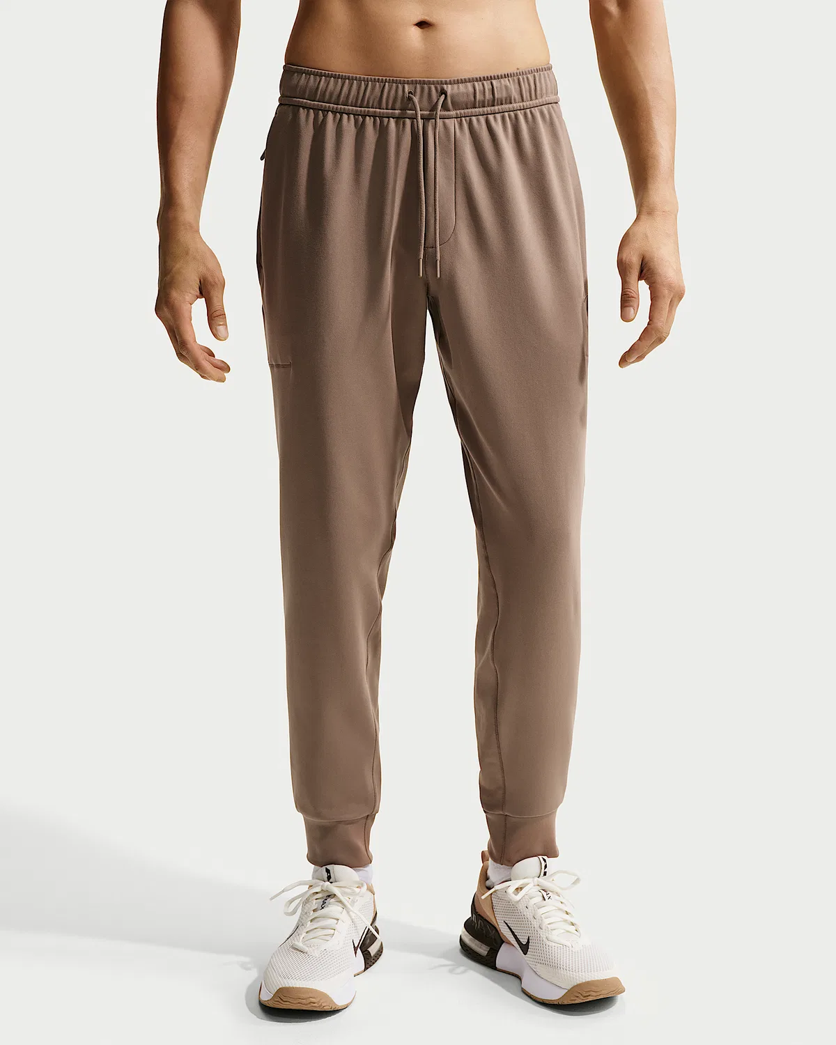 Мужские спортивные штаны Nike Primary NanoKnit Dri-FIT с защитой от УФ, Mink Brown/Mink Brown — фото 2