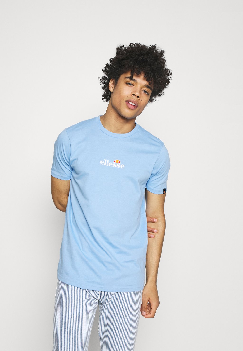 

Футболка базовая MAVOZ Ellesse, цвет light blue