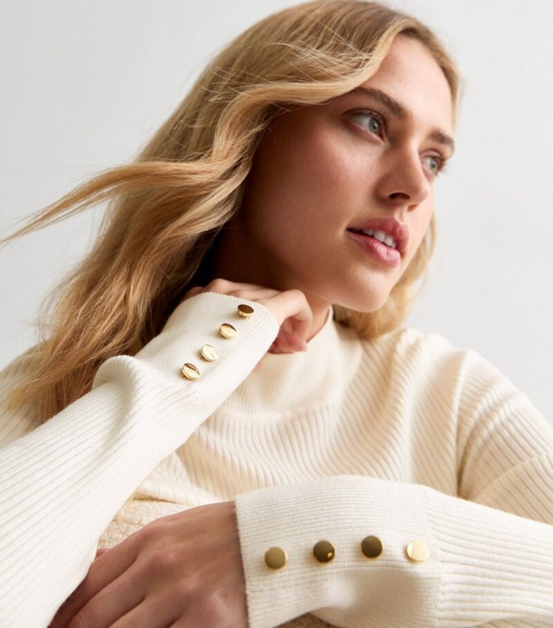

Джемпер Off-White в рубчик на пуговицах с манжетами New Look, белый