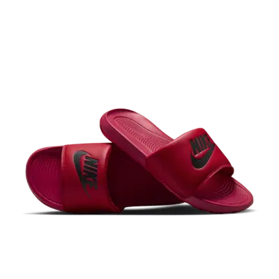 

Шлепанцы Nike Victori One, цвет University Red/University Red/Black