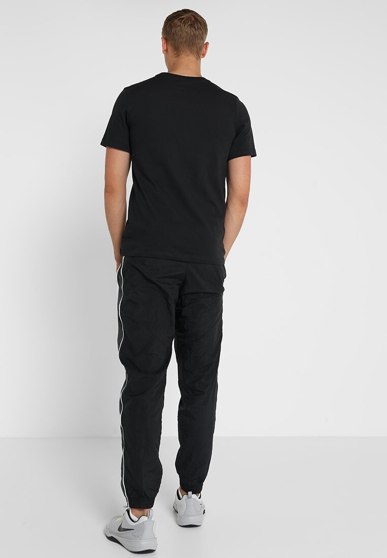 Футболка Nike DRY TEE CREW SOLID, цвет Black/White — фото 3
