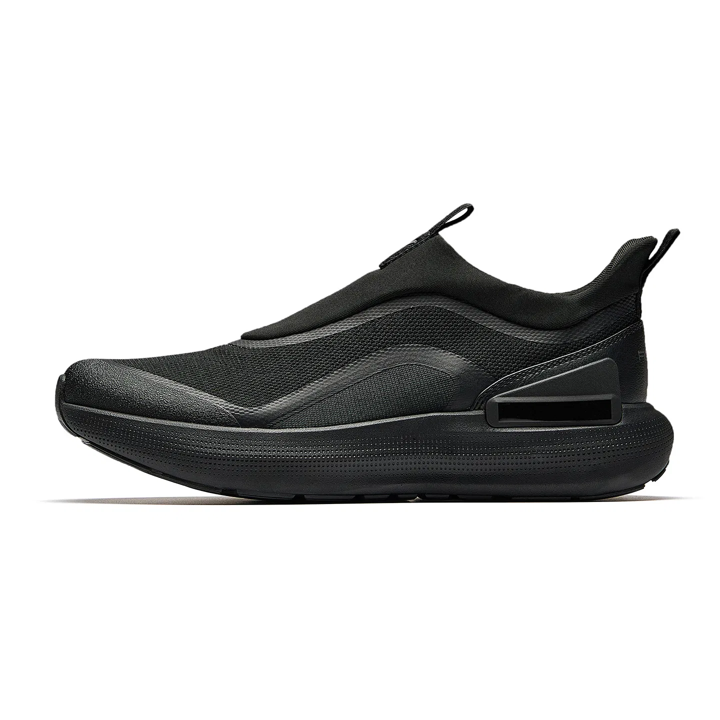 Кроссовки для тренировок ANTA Basic Black