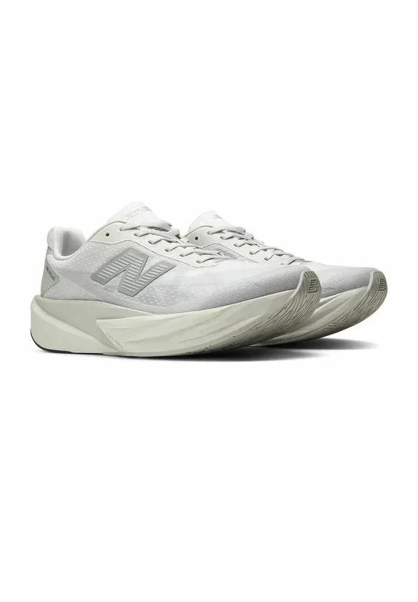 Кроссовки Fuelcell rebel v5 New Balance, серый серебристый металлик — фото 4