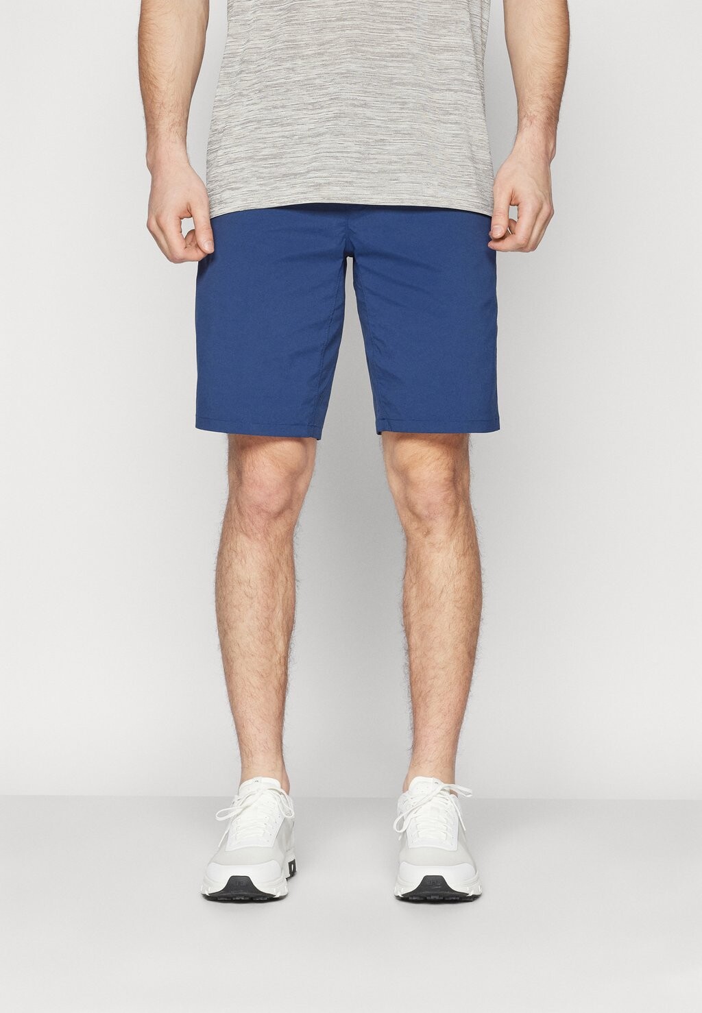 

Спортивные шорты TERRAIN SHORT Oakley, цвет team navy