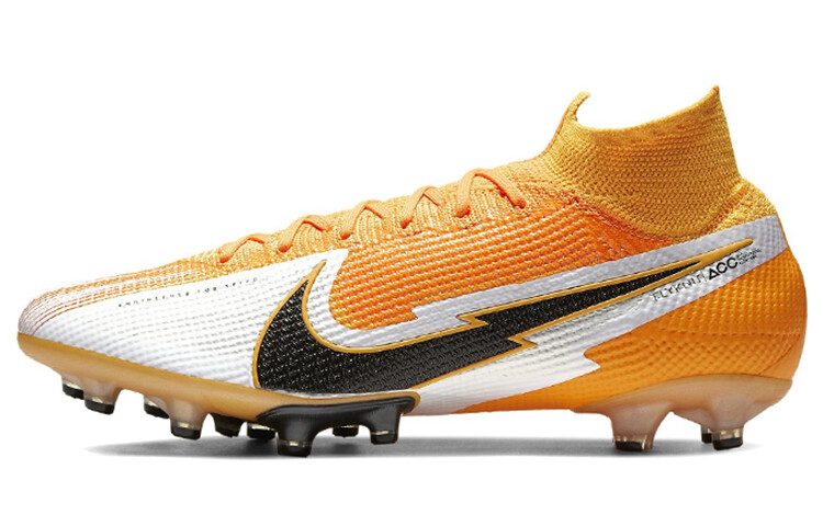 

Футбольные кроссовки унисекс Nike Mercurial Superfly 7