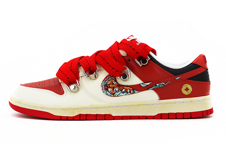 

Кроссовки Nike Dunk Skateboard Shoes Women's Low-Top White/Red