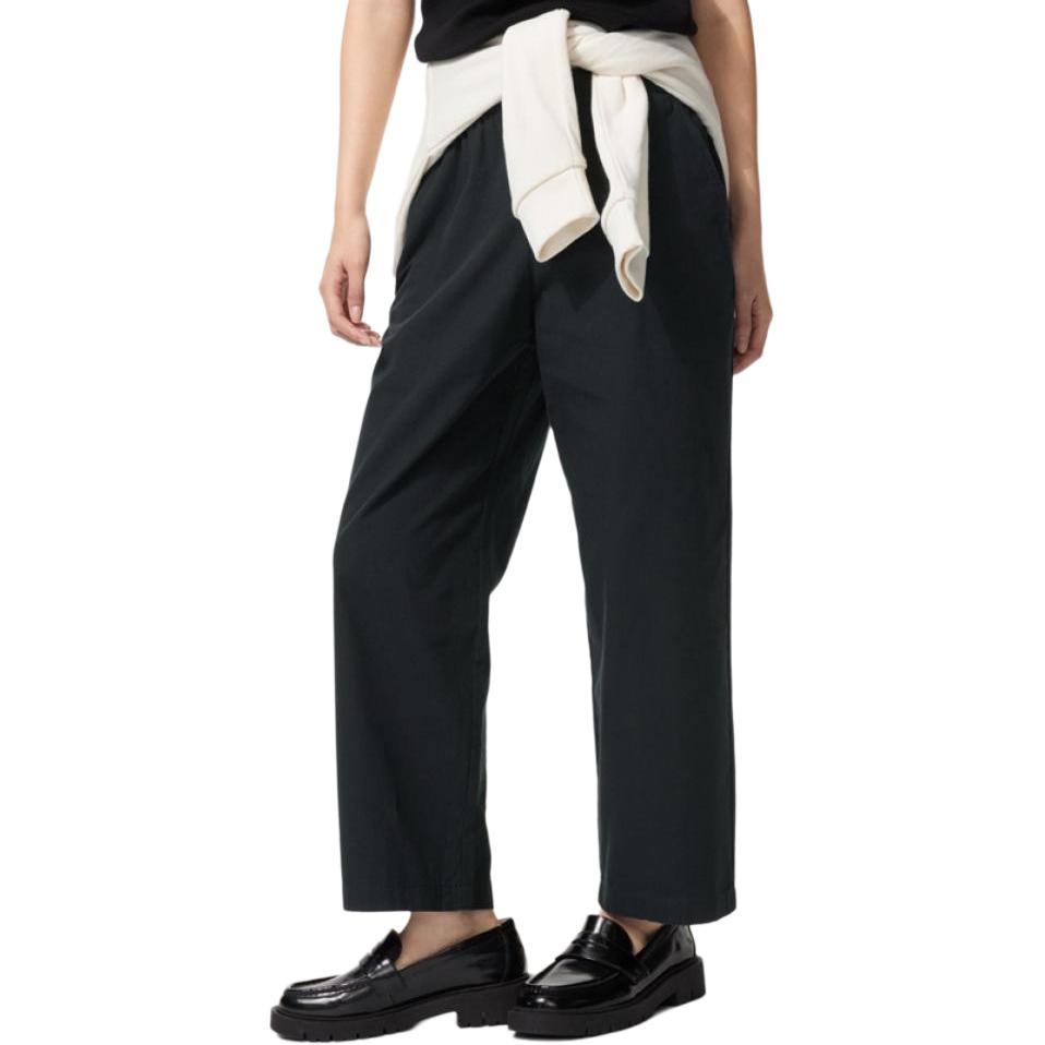 

UNIQLO Повседневные брюки Women's Black Moderate Straight Fit