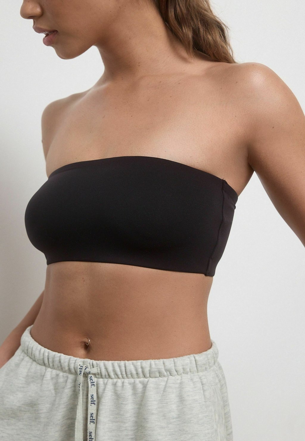 

Бюстгальтер BANDEAU Self., черный