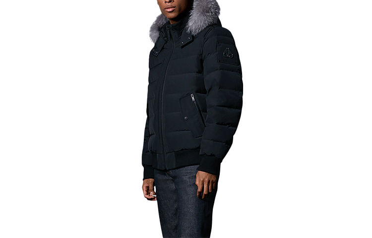 

SS22 Пуховик мужской черный Moose Knuckles