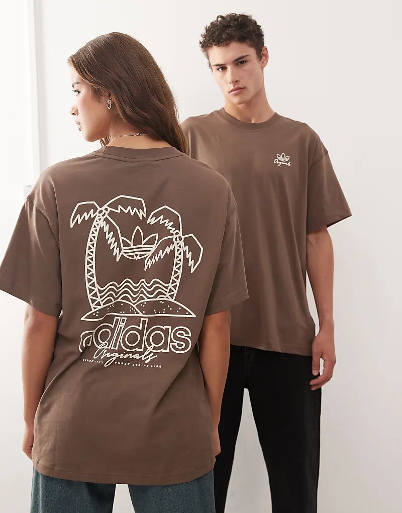 

Футболка Adidas Originals с изображением пальмы на спине коричневого цвета