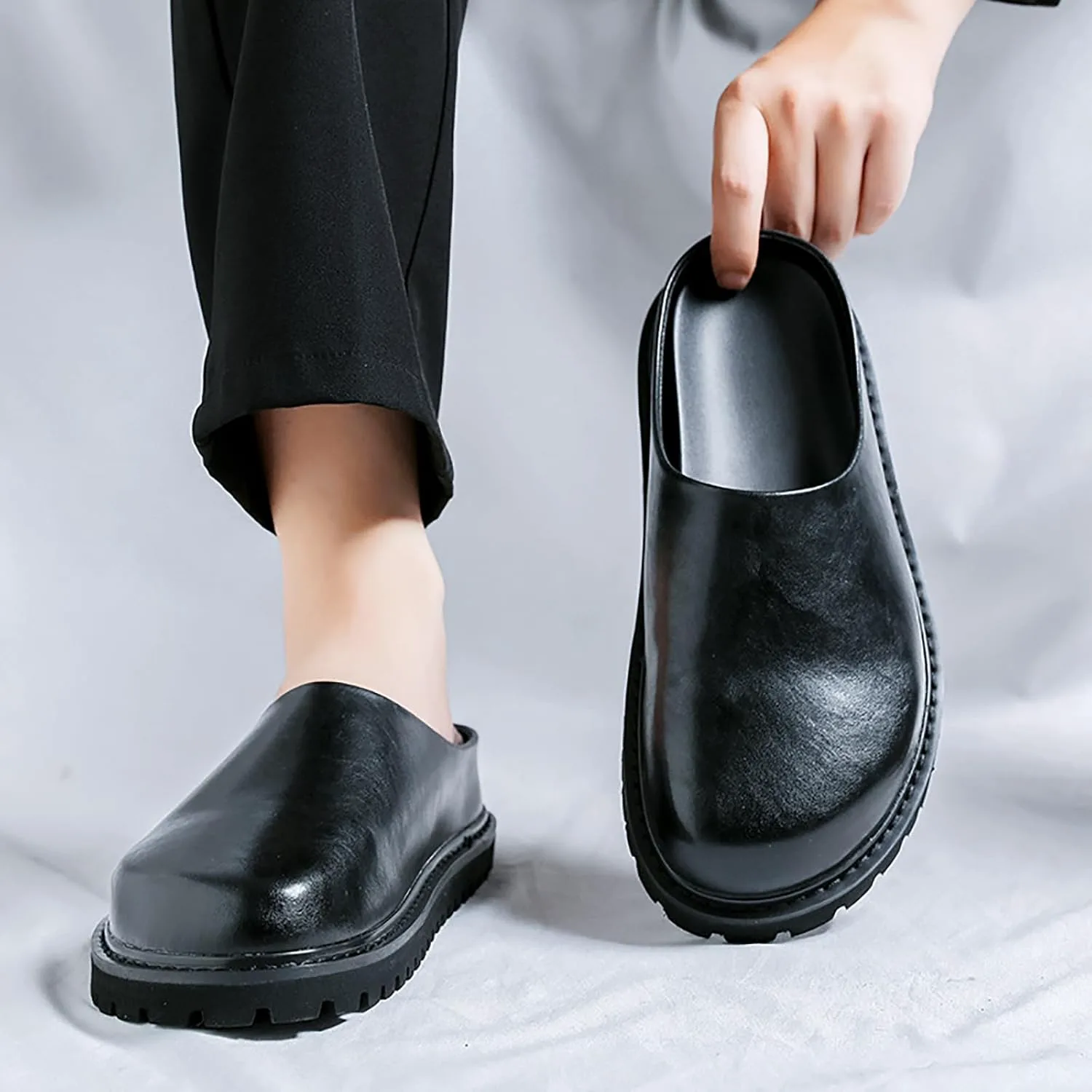 Мужские кожаные сандалии с закрытым носком на высокой платформе, мюли, повседневные, с круглым носком, удобные, без задника, с нескользящей толстой подошвой, с легким надеванием, подходят для работы, прогулок и путешествий QEOSNBX, черный — фото 2