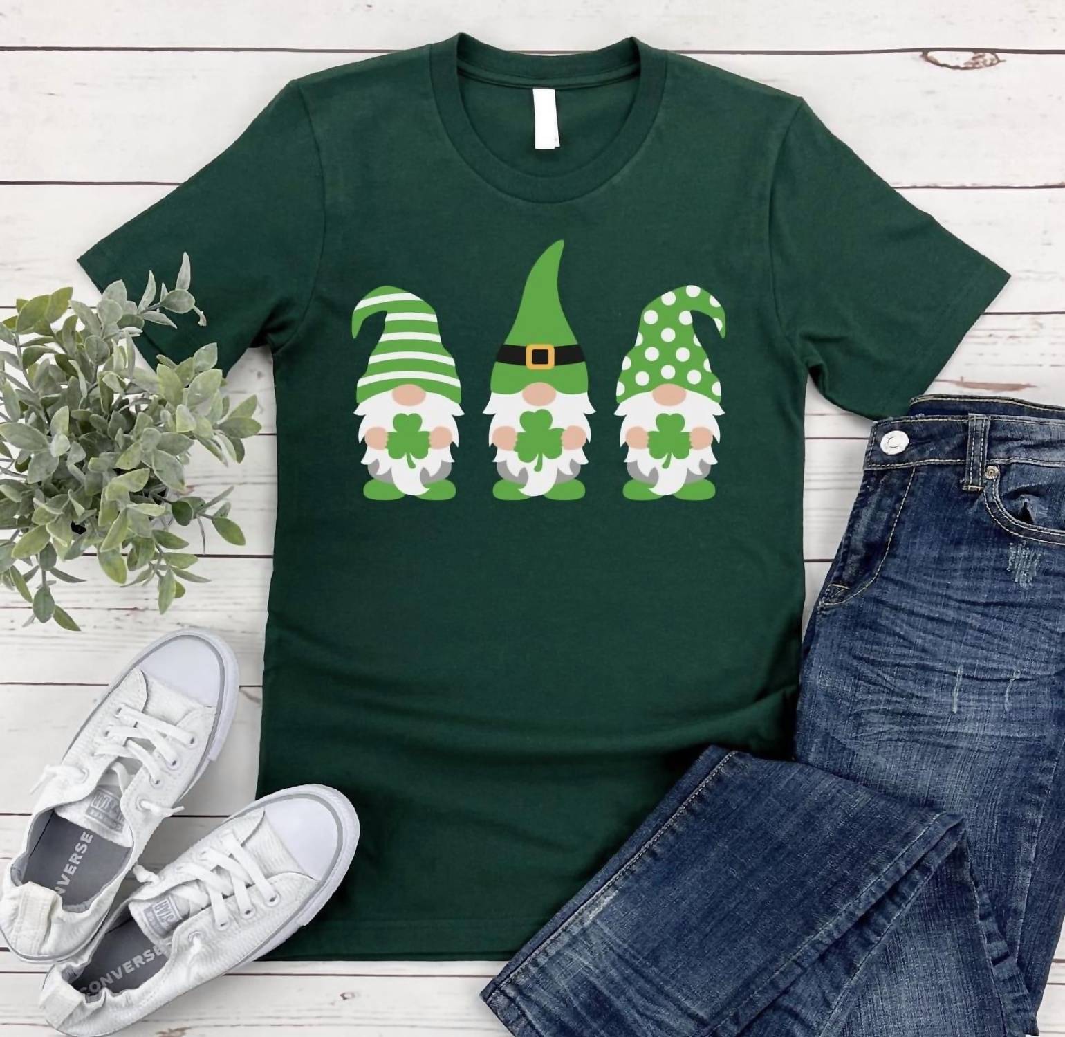 

Футболка Lucky Gnomes зеленого цвета Exclusive Thredz