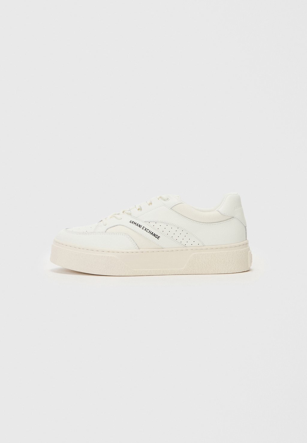 

Кроссовки LACE UP Armani Exchange, кремовый