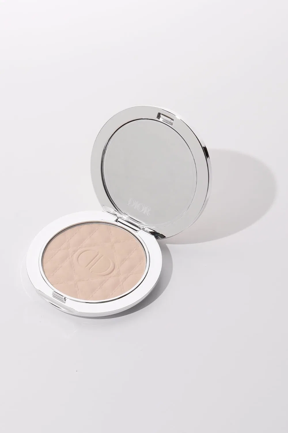 Пудра для лица Dior Diorskin Forever Nude Filter Powder 9 г 01 Fair — фото 4