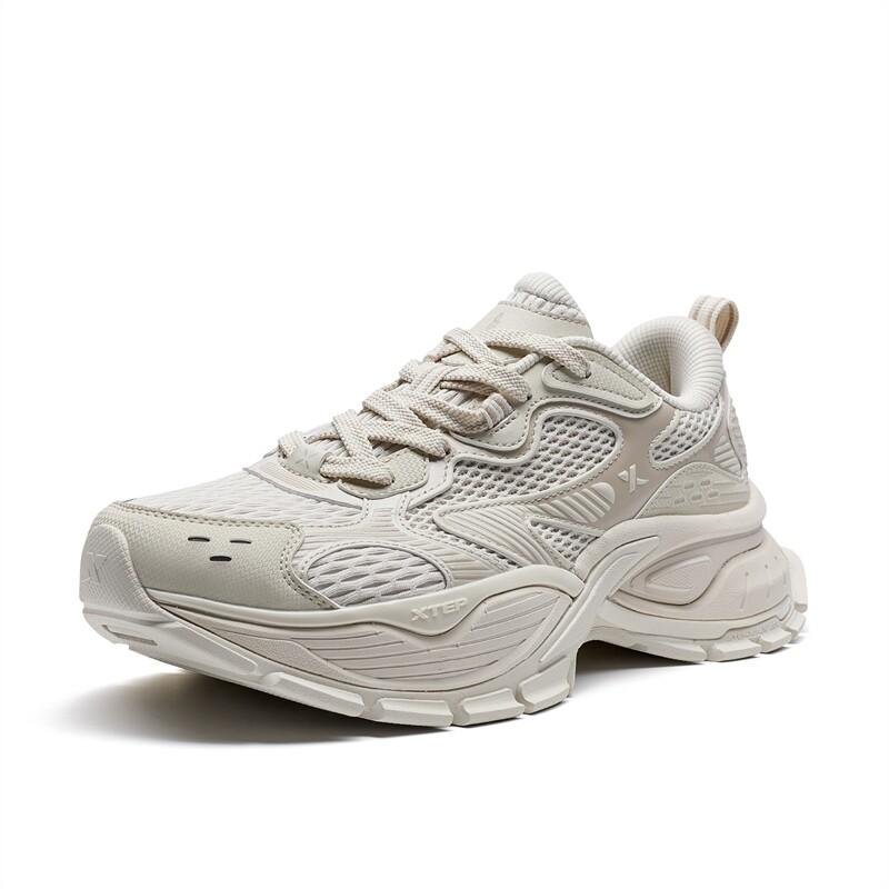 

Мужская обувь XTEP Basque Lifestyle, Tea white/perch brown