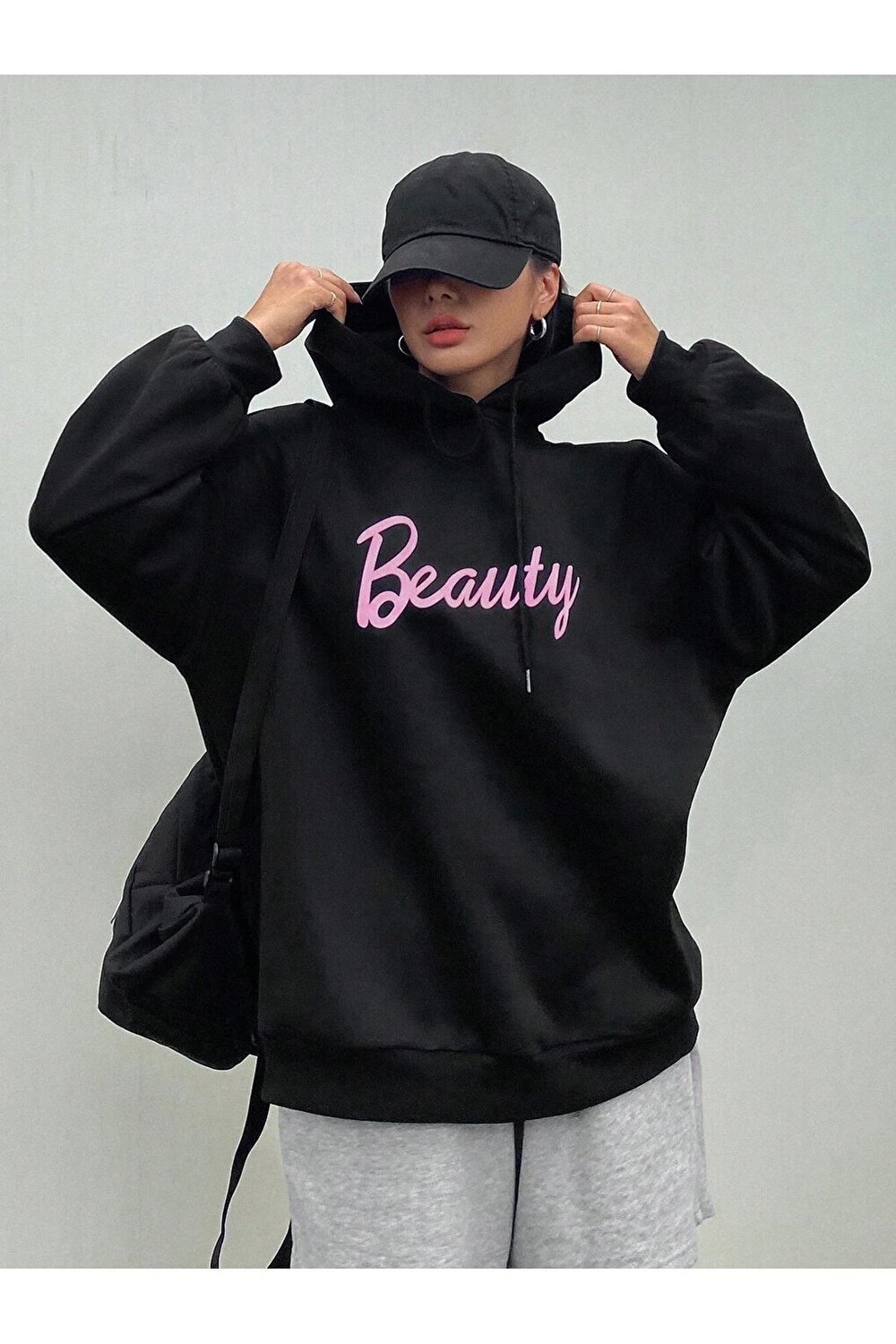 

Женская толстовка с капюшоном и принтом BLACK Beauty Trendseninle