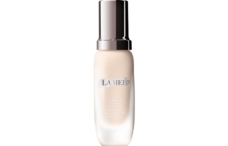 

Тональная жидкость Gilded Radiance Transformation для безупречного сияния и выравнивания тона кожи, 30 мл LA MER, 01 = 100 porcelain