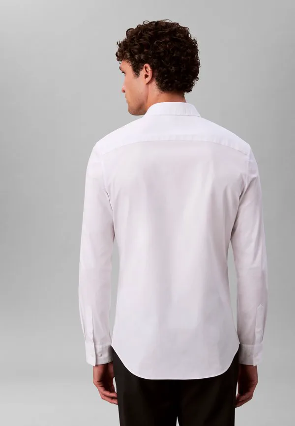 Однотонная эластичная приталенная рубашка Calvin Klein, Brilliant White — фото 3