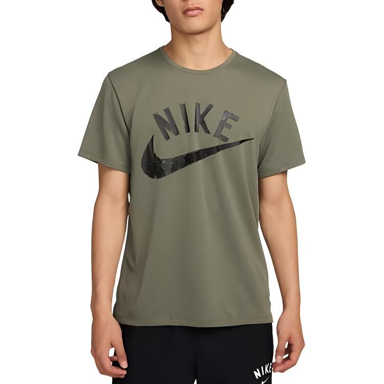 

Футболка мужская зеленая Nike, зеленый